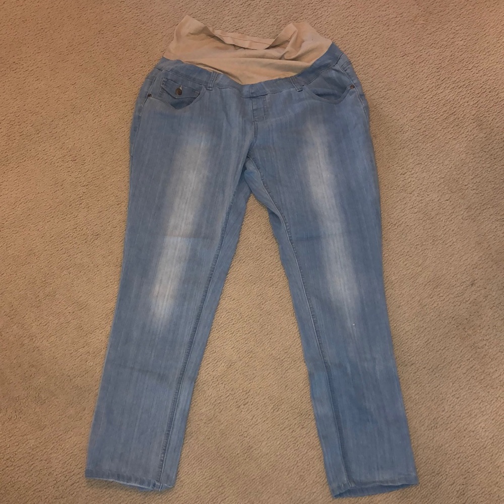 Plus size maternity jeans